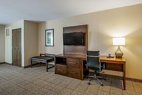 Comfort Suites Fishkill near Interstate 84