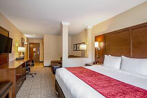 Comfort Suites Fishkill near Interstate 84