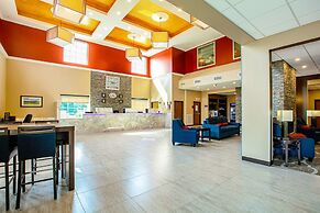 Comfort Suites Fishkill near Interstate 84