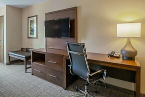 Comfort Suites Fishkill near Interstate 84