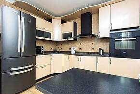 ApartLux Nakhimovsky Suite