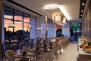 AC Hotel by Marriott Santa Marta