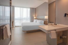 AC Hotel by Marriott Santa Marta