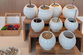 AC Hotel by Marriott Santa Marta