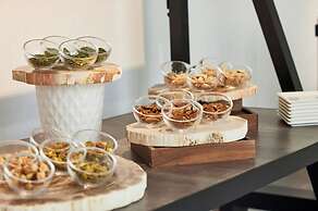 AC Hotel by Marriott Dallas by the Galleria