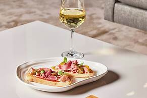 AC Hotel by Marriott Dallas by the Galleria