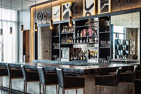 The Row Hotel at Assembly Row, Autograph Collection