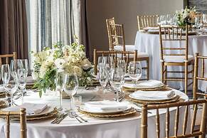 The Row Hotel at Assembly Row, Autograph Collection