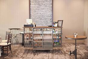 The Row Hotel at Assembly Row, Autograph Collection