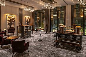 The Row Hotel at Assembly Row, Autograph Collection