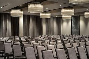 The Row Hotel at Assembly Row, Autograph Collection