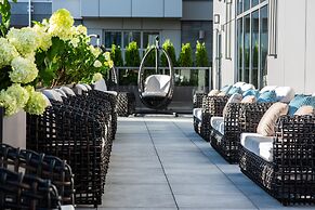 The Row Hotel at Assembly Row, Autograph Collection