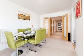 Premium London Excel Apartment