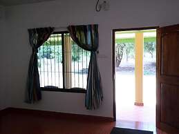 Wilpattu Dilsara Holiday Resort