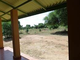Wilpattu Dilsara Holiday Resort