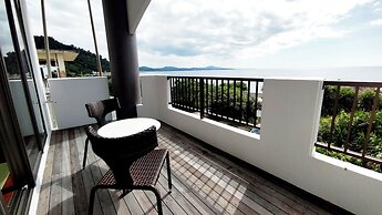 Kariyushi Condominium Resort Nago Sea Side House
