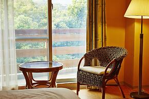 JUNGLE HOTEL Painu Maya