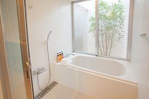 Kariyushi Condominium Resort Onna Maeda Base