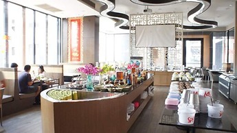 The Astra Luxury Suit condo