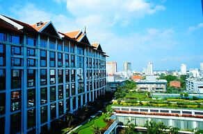 The Astra Luxury Suit condo