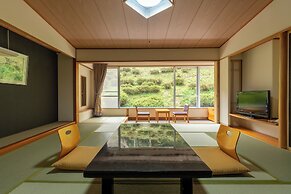 Ooedo Onsen Monogatari Higashiyama Grand Hotel