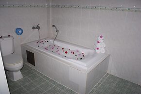 Golden Beach Resort Hotel