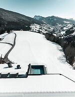 La Cort My Dollhouse - Adults Only