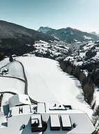 La Cort My Dollhouse - Adults Only