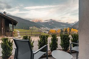 La Cort My Dollhouse - Adults Only