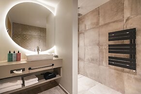 La Cort My Dollhouse - Adults Only