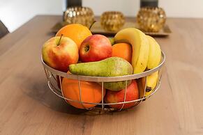 Canal Garden Apartment