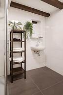 Canal Garden Apartment 11