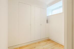 Canal Garden Apartment 11