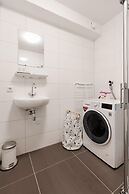 Canal Garden Apartment 11