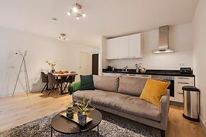 Canal Garden Apartment 11