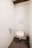 Canal Garden Apartment 11