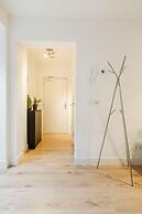 Canal Garden Apartment 11