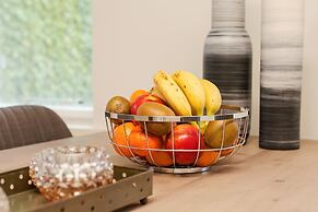 Canal Garden Apartment 11