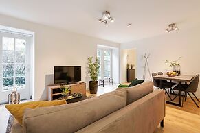 Canal Garden Apartment 11