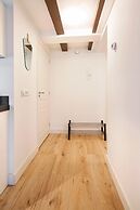 Canal Garden Apartment 11