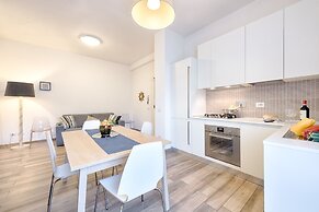 Polo Universitario by Mmega