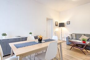 Polo Universitario by Mmega