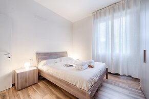 Polo Universitario by Mmega