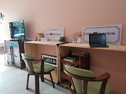 One Bangkok Hostel @Love District