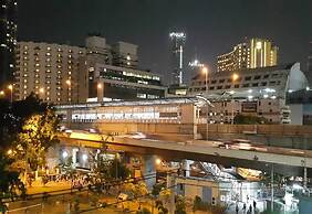 One Bangkok Hostel @Love District