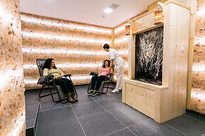 Art Deco WOLKER by ASTORIA Hotel & Medical Spa