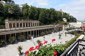 Art Deco WOLKER by ASTORIA Hotel & Medical Spa