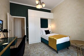 Art Deco WOLKER by ASTORIA Hotel & Medical Spa