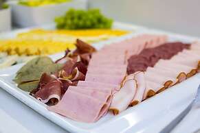 Art Deco WOLKER by ASTORIA Hotel & Medical Spa