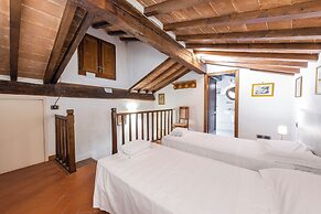 San Frediano House by Mmega